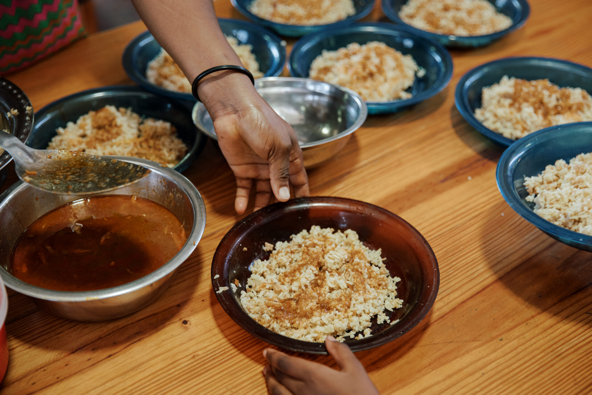 20240816_Kids Eating Rice_7